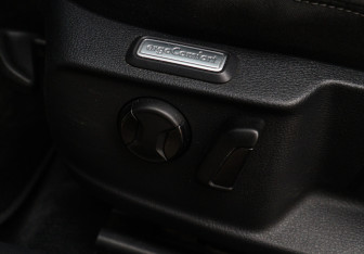 Подержанный автомобиль Volkswagen Passat Sedan 2016 года (13 фото)