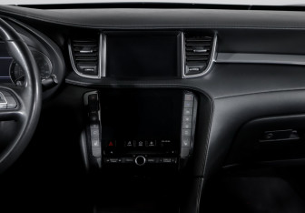 Подержанный автомобиль Infiniti QX50 2018 года (13 фото)