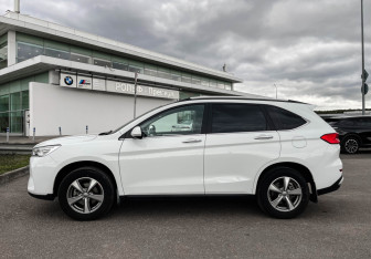 Подержанный автомобиль Haval M6 2023 года (8 фото)