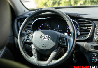 Подержанный автомобиль Kia Optima Sedan 2012 года (11 фото)