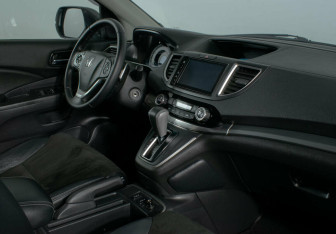 Подержанный автомобиль Honda CR-V 2018 года (6 фото)