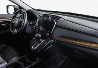 Подержанный автомобиль Honda CR-V 2017 года (7 фото)