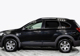 Подержанный автомобиль Chevrolet Captiva 2013 года (6 фото)