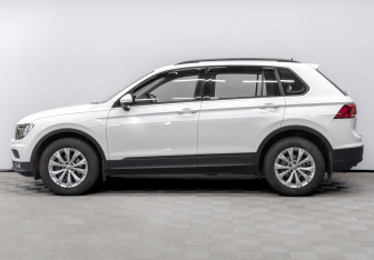 Подержанный автомобиль Volkswagen Tiguan 2020 года (8 фото)