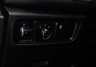 Подержанный автомобиль Москвич 3 2024 года (16 фото)