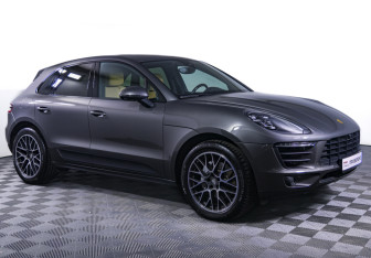 Подержанный автомобиль Porsche Macan 2017 года (3 фото)