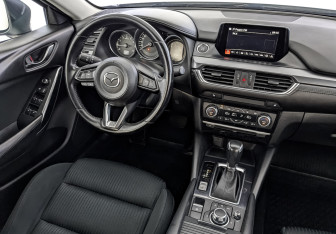Подержанный автомобиль Mazda 6 Sedan 2018 года (29 фото)