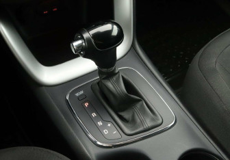 Подержанный автомобиль Kia Ceed Wagon 2015 года (12 фото)