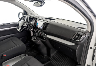 Подержанный автомобиль Citroen SpaceTourer 2020 года (11 фото)