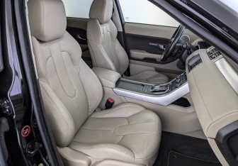 Подержанный автомобиль Land Rover Range Rover Evoque 2012 года (24 фото)
