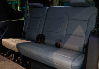 Подержанный автомобиль Chevrolet Tahoe 2023 года (8 фото)