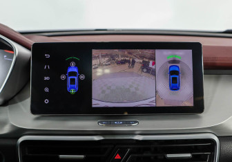 Подержанный автомобиль Geely Coolray 2021 года (9 фото)