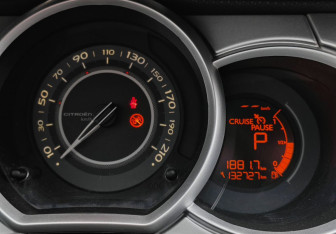 Подержанный автомобиль Citroen C3 Hatchback 2010 года (11 фото)