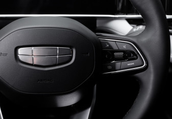 Новый Geely Atlas 2025 (26 фото)