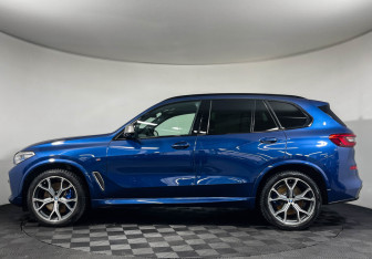 Подержанный автомобиль BMW X5 2018 года (6 фото)