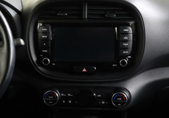 Подержанный автомобиль Kia Soul 2021 года (12 фото)