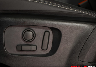 Подержанный автомобиль Land Rover Range Rover Velar 2022 года (15 фото)