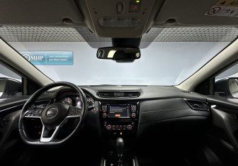 Подержанный автомобиль Nissan Qashqai 2019 года (12 фото)