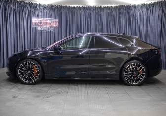 Подержанный автомобиль Zeekr 001 2023 года (8 фото)