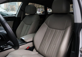 Подержанный автомобиль Audi A7 2021 года (15 фото)