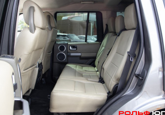 Подержанный автомобиль Land Rover Discovery 2008 года (8 фото)