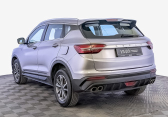 Подержанный автомобиль Geely Coolray 2022 года (7 фото)