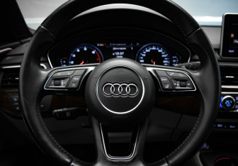 Подержанный автомобиль Audi A5 Liftback 2017 года (10 фото)