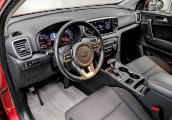 Подержанный автомобиль Kia Sportage 2021 года (16 фото)