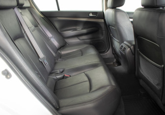 Подержанный автомобиль Infiniti G Sedan 2010 года (10 фото)