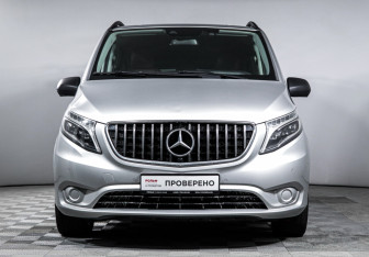 Подержанный автомобиль Mercedes-Benz Vito 2018 года (2 фото)