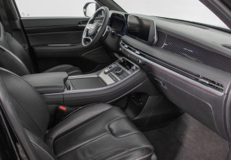 Подержанный автомобиль Hyundai Palisade 2023 года (9 фото)