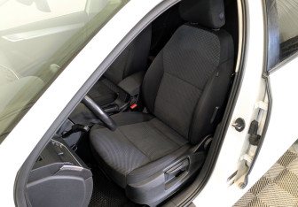 Подержанный автомобиль Skoda Octavia Liftback 2013 года (19 фото)