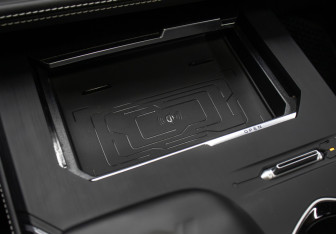 Подержанный автомобиль Changan UNI-K 2023 года (30 фото)