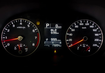 Подержанный автомобиль Kia Rio Hatchback 2021 года (13 фото)