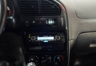 Подержанный автомобиль Kia Spectra Sedan 2006 года (16 фото)