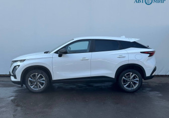 Подержанный автомобиль Omoda C5 2024 года (5 фото)