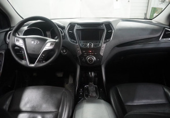 Подержанный автомобиль Hyundai Santa Fe 2015 года (15 фото)