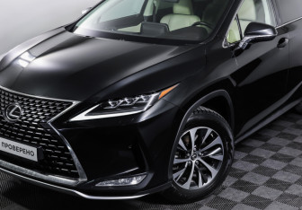 Подержанный автомобиль Lexus RX 2020 года (24 фото)