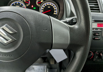 Подержанный автомобиль Suzuki SX4 Hatchback 2012 года (27 фото)