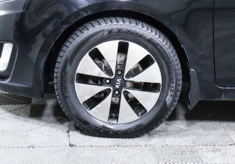 Подержанный автомобиль Kia Rio Sedan 2014 года (6 фото)
