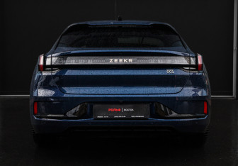 Подержанный автомобиль Zeekr 001 2023 года (6 фото)