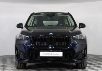 Новый BMW X1 2025 (3 фото)