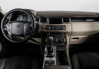 Подержанный автомобиль Land Rover Range Rover Sport 2012 года (12 фото)