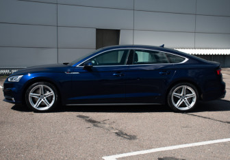 Подержанный автомобиль Audi A5 Liftback 2018 года (6 фото)