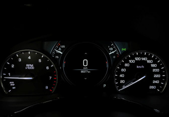 Подержанный автомобиль Cadillac XT5 2018 года (11 фото)