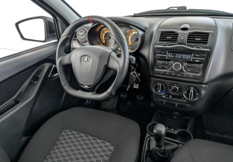 Подержанный автомобиль LADA (ВАЗ) Granta Wagon 2023 года (26 фото)