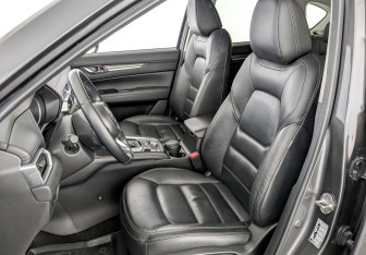 Подержанный автомобиль Mazda CX-5 2020 года (20 фото)