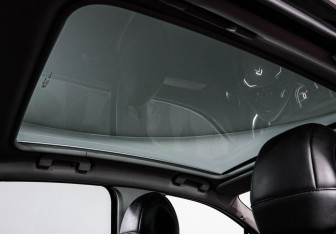 Подержанный автомобиль Citroen C4 Hatchback 2012 года (16 фото)