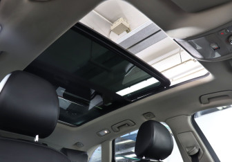 Подержанный автомобиль Audi Q5 2011 года (21 фото)