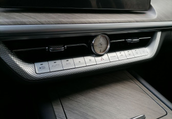 Подержанный автомобиль Tank 500 2023 года (17 фото)